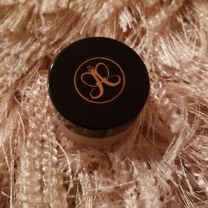 Anastasia beverly hills 2.5 concealer